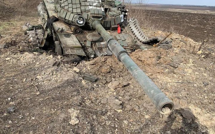 Украинские бойцы обнародовали видео уничтожения российского танка в Попасной