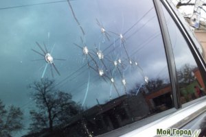 В Николаеве обстреляли машину депутата-"регионала"