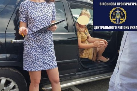 Инспектор Гоструда в Киевской области задержана при получении 10 тыс. взятки