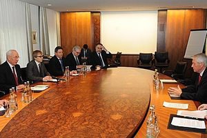 Азаров допускає зміну скандальних законів