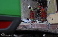 Удар по багатоповерхівці у Дніпрі: у місті 9 та 10 листопада оголосили днями жалоби за загиблими