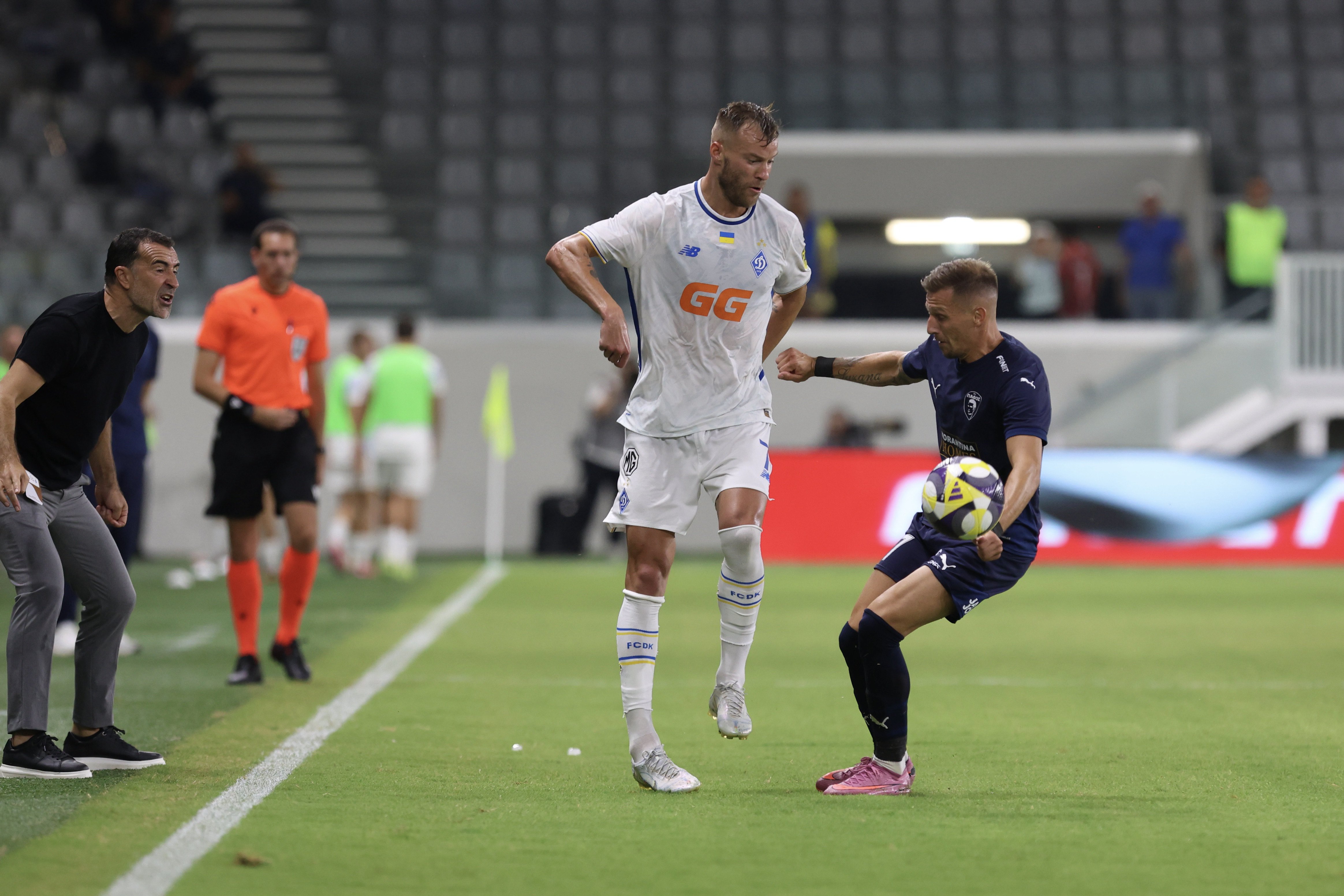 Андрій Ярмоленко в матчі проти «Пафосу»