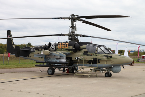 Украинские военные подбили вражеский вертолет Ка-52 на Киевщине