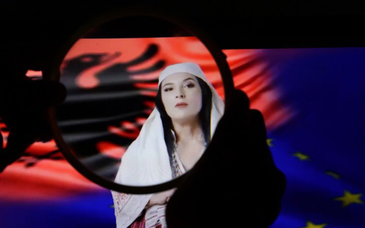 Цифрова міністерка Албанії матиме 83 цифрових асистентів, які братимуть участь у парламентських засіданнях