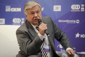 Україна повинна усвідомити, що вона наразі не має перспективи членства ні в ЄС, ні в НАТО, - Олександр Чалий