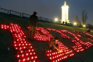 5 тыс. человек почтили память жертв Голодомора в Киеве 
