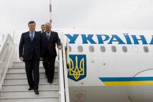 Янукович по пути в Сеул заглянул в Казахстан