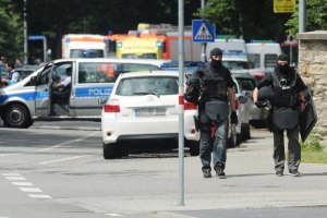 В Германии преступник захватил четырех заложников (обновлено)