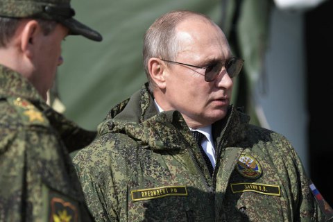 Путін відповів на запитання про вторгнення російських військ в Україну