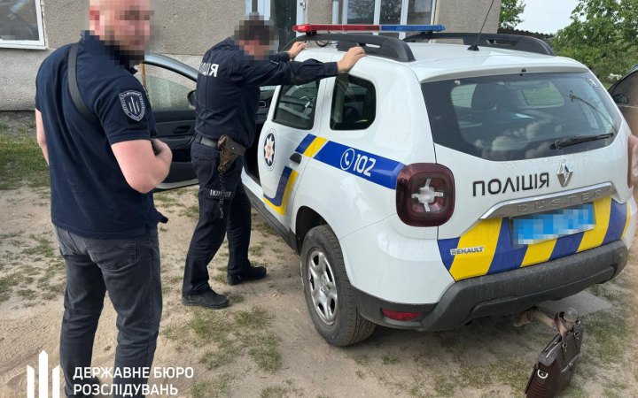 У Рівненській області викрили правоохоронця, який допомагав уникати чоловікам мобілізації