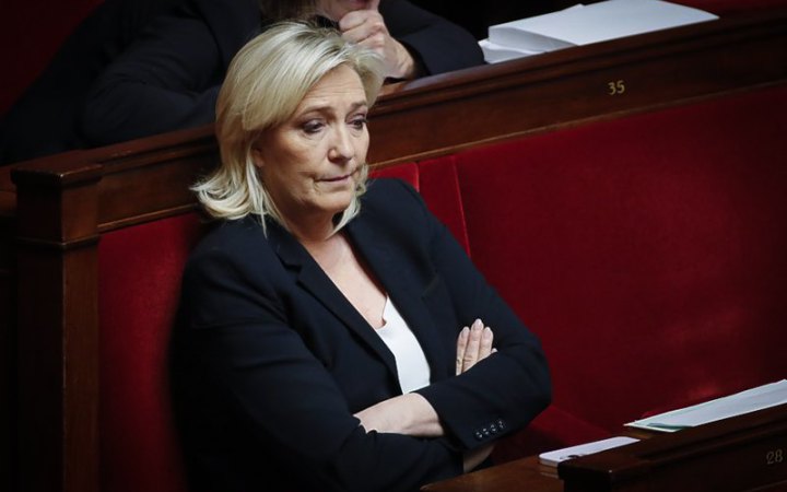 Французька прокуратура хоче притягнути до суду лідера ультраправих Марін Ле Пен