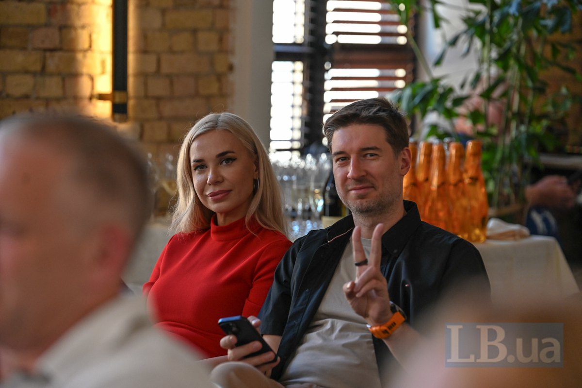 Юлія Чудновець та Владислав Антипов, Асоційований експерт Українського інституту майбутнього, власник та генеральний директор Центру Екології та Розвитку Нових технологій 