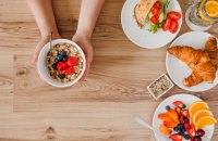 Який сніданок найкращий? Дієтологи радять типи сніданків залежно від ваших цілей по здоров’ю