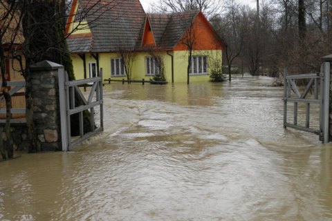 ДержНС попередила про паводки в західних областях