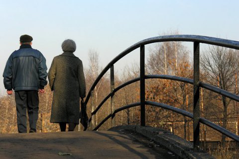 Кабмин Польши утвердил законопроект о снижении пенсионного возраста