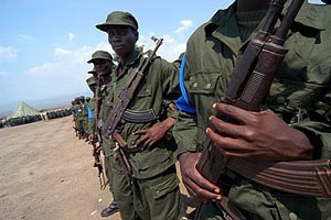 В ДР Конго снова вспыхнули бои между армией и мятежниками