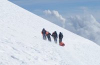 Спасатели продолжают искать на Эльбрусе украинского альпиниста