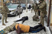 СБУ і Нацполіція викрили у Вінниці угруповання, яке продавало посвідчення «добробату» ухилянтам