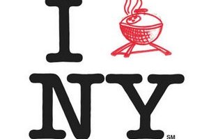 В Нью-Йорке временно изменят логотип
