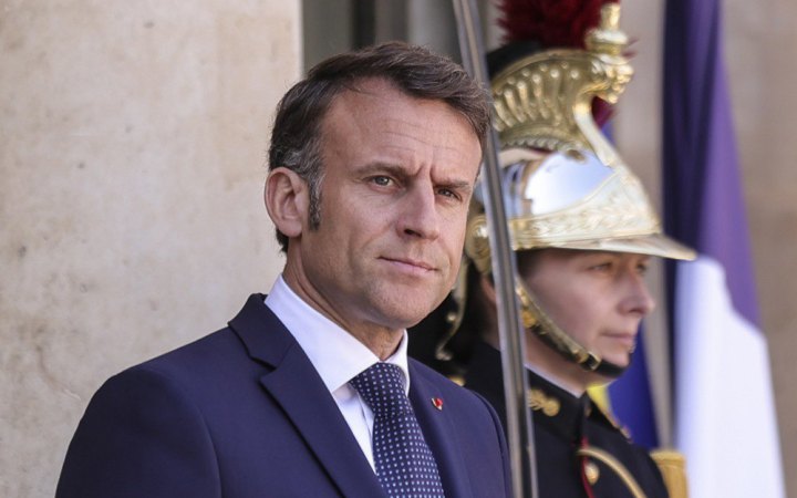 Макрон прокоментував заяву Путіна щодо прямих переговорів з Україною: "перший крок, але не достатній"
