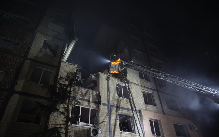 Ракети і безпілотники: РФ масовано атакувала Дніпропетровщину, понад 10 постраждалих (доповнено)