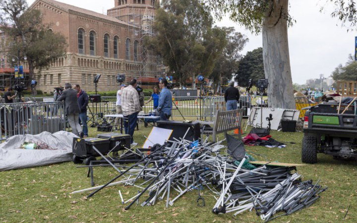 Поліція очистила пропалестинський табір у кампусі Каліфорнійського університету