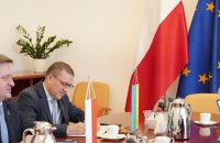 ​Польща допоможе Україні відновити аеропорти та залізничне сполучення