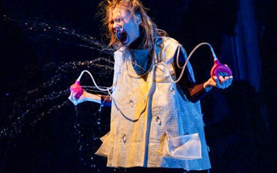 Червоні гості зручного наративу 