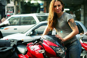 Украинка совершит кругосветное путешествие на мотоцикле
