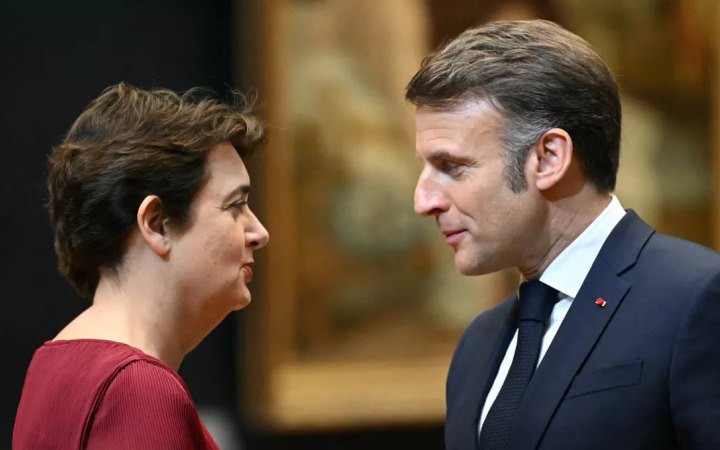 Макрон не прийняв відставку директорки Лувра після резонансного пограбування