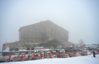 Турецький суд засудив власника готелю та 10 інших осіб до довічного ув’язнення через смертельну пожежу