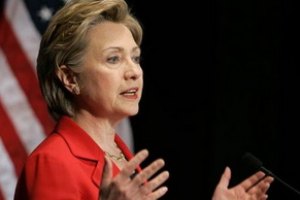 Хиллари Клинтон обвинила режим Каддафи в изнасилованиях