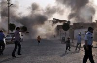 Сирийская авиация обстреливает город у турецкой границы
