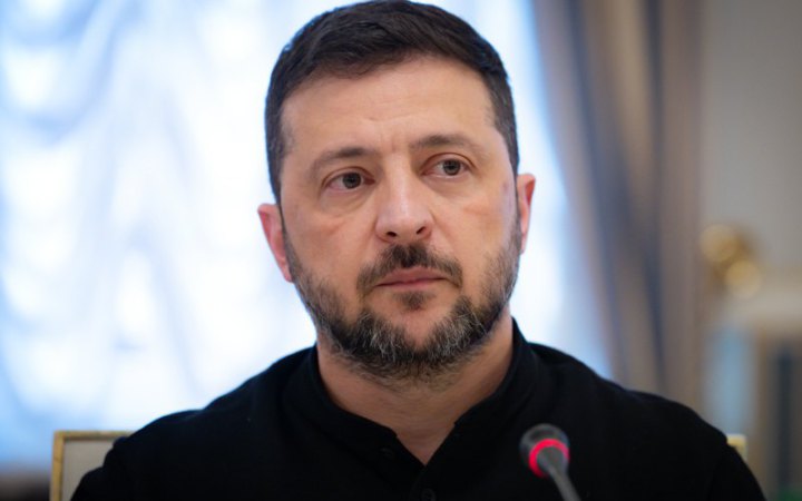 Зеленський привітав відновлення санкцій ООН проти Ірану і закликав тиснути на ядерний сектор РФ