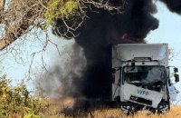 Росіяни атакували з дронів та артилерії вантажівки з гуманітарною допомогою ООН на Херсонщині 