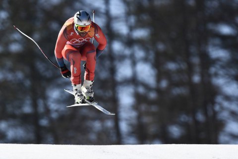 Норвежский горнолыжник Аксель Лунд Свиндал выиграл на Играх скоростной спуск