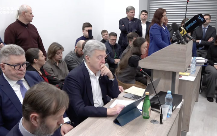 У Верховному Суді продовжили розгляд позов Порошенка на застосування санкцій. Відео
