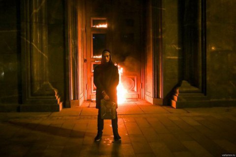 К художнику Павленскому подали иск на $7,2 тыс. по делу о поджоге двери ФСБ