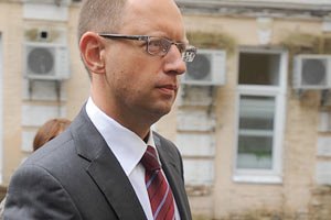 Яценюк не виключає санкцій проти влади після парламентських виборів