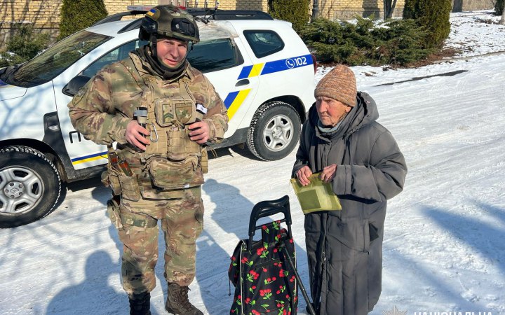 ​За тиждень поліцейські евакуювали 28 мешканців Куп’янщини