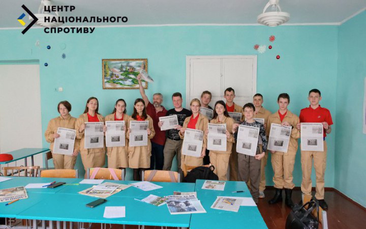 Спротив: українських дітей на ТОТ вчать поширювати російську пропаганду