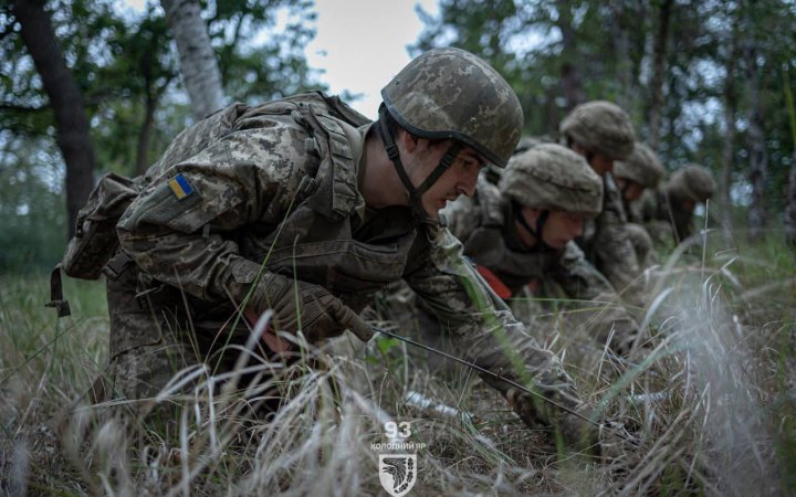Ворог продовжує штурмові дії на Покровському і Лиманському напрямках, там – найбільше боєзіткнень