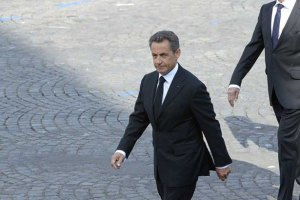 Саркози признал ошибочность принятия Греции в еврозону 