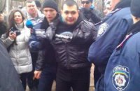 Неизвестные снова пытались сорвать показ фильма о Межигорье в Луганске 