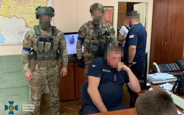 Посадовців ДСНС України і підрозділів в 11 областях викрили на злочинній схемі, що ставила під загрозу життя громадян