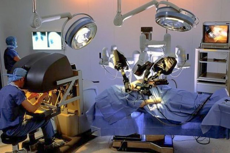 Проведення операції з допомогою робота ДаВінчі