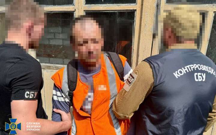 На Харківщині затримали залізничника за підозрою у шпигунстві за військовими ешелонами