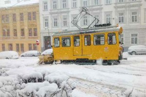 Во Львове трамваи не смогли выехать на маршруты 