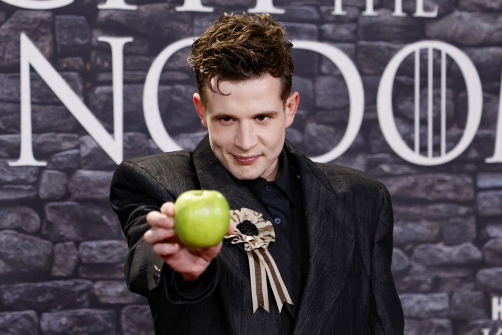 Шон Томас під час прем'єри нового серіалу «Лицар сімох королівств» у Римі, 15 січня 2026 р.