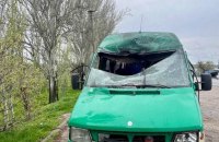 Ворог вдарив по маршрутці на Дніпропетровщині, є поранені